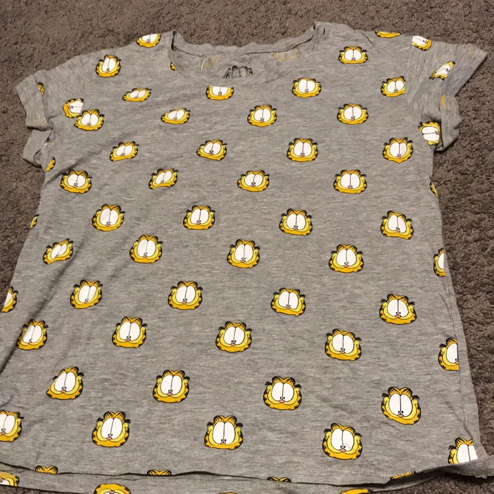 Tee shirt
